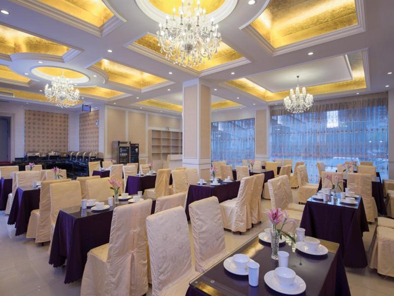 Vienna Hotel Meizhou Xingning District Plaza Libei Екстериор снимка